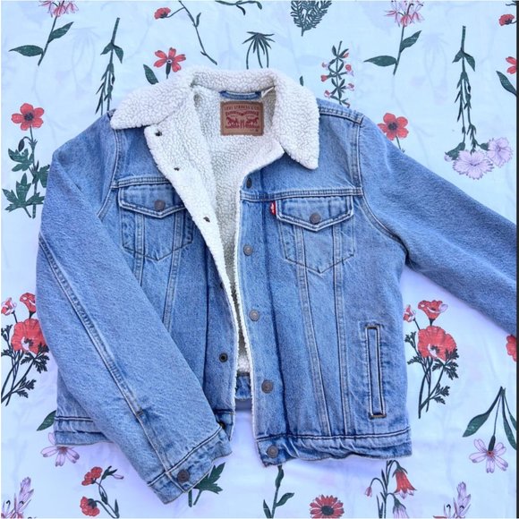 Levi's Original Sherpa Trucker Jacket - Picture 1 of 4